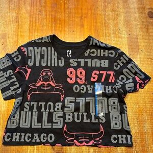NWT cropped bulls shirt.